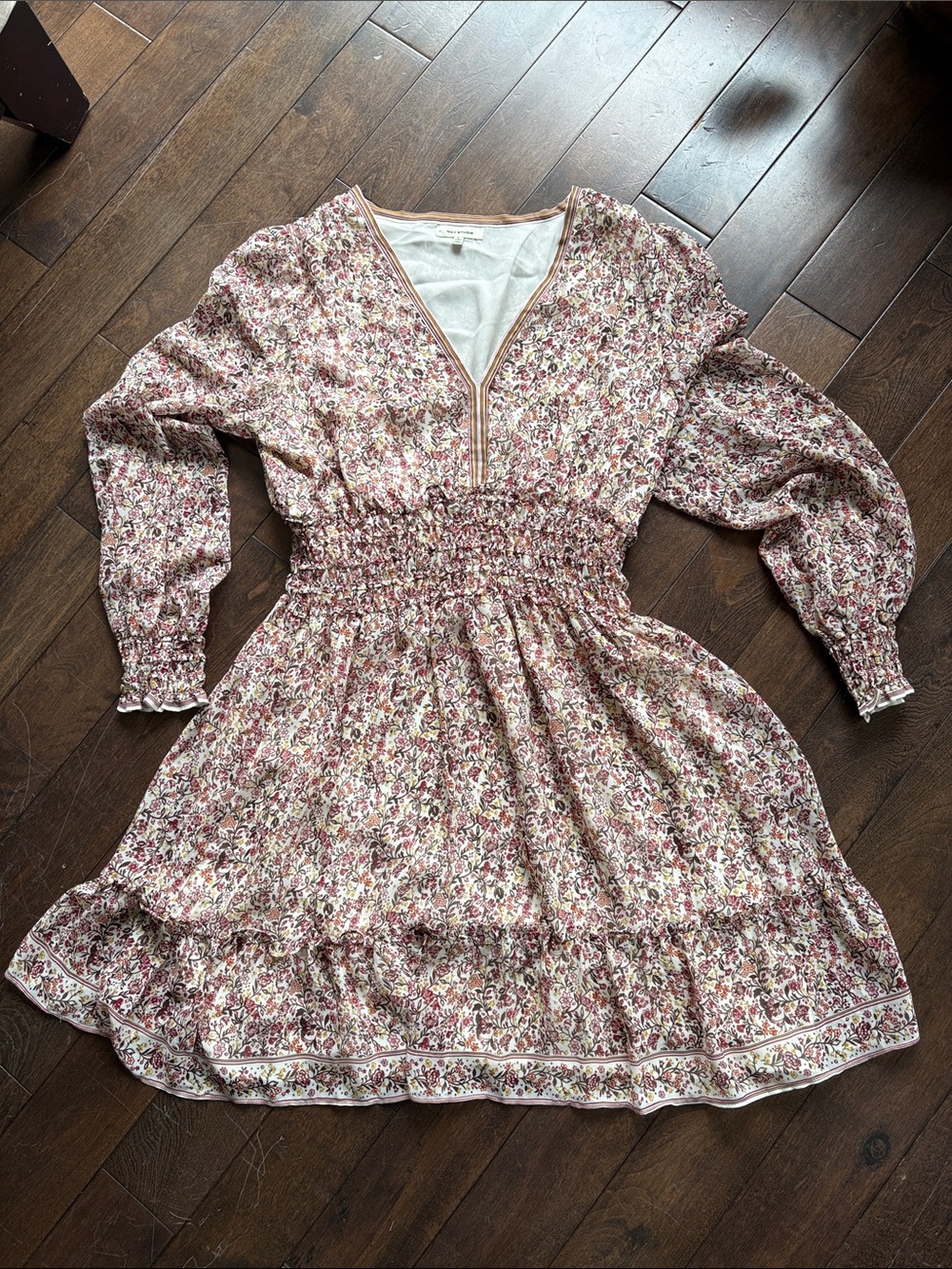 Floral Smocked Waist Max Studio V-Neck Dress size large